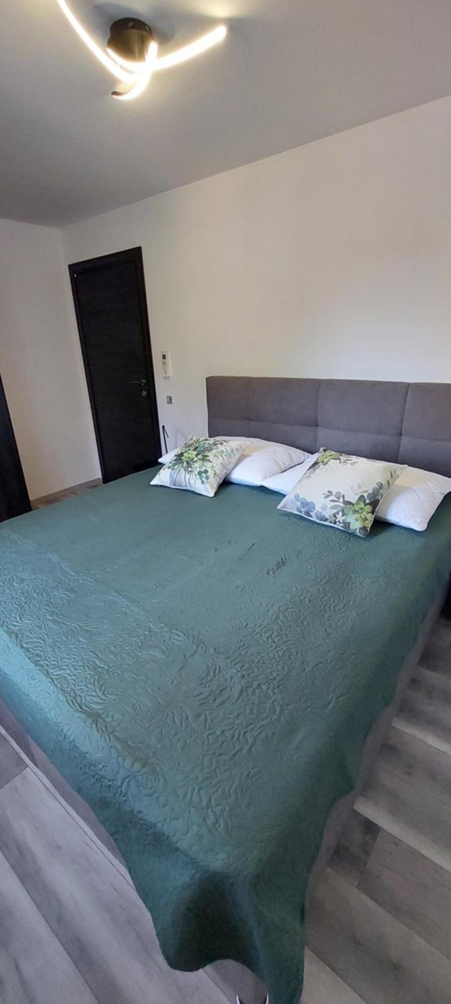 Irene Apartment *